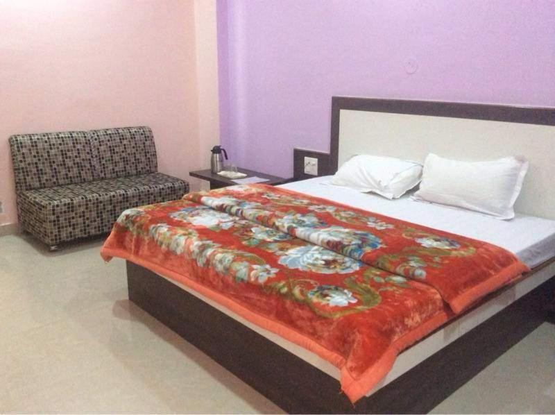 Hotelyashpalace Maihar Bagian luar foto